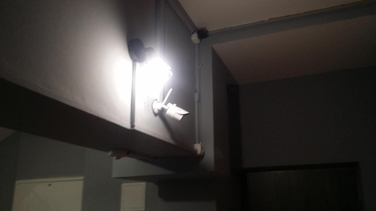 Apartament Venge -Cale Mieszkanie 46M2 Na Wylacznosc - Z Jedna Sypialnia I Jednym Sypialno-Salonem -3 Pietro Bez Windy- Rezerwacja Bez Karty Kredytowej-Klimatyzacja-Netflix-2 Lozeczka Dzieciece- Bezplatny Parking Publiczny Вроцлав Екстер'єр фото