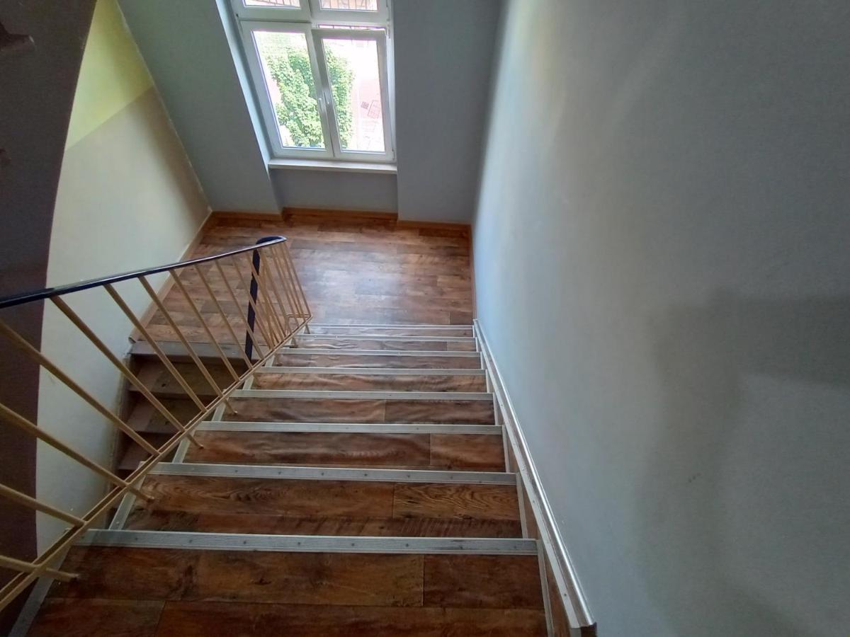 Apartament Venge -Cale Mieszkanie 46M2 Na Wylacznosc - Z Jedna Sypialnia I Jednym Sypialno-Salonem -3 Pietro Bez Windy- Rezerwacja Bez Karty Kredytowej-Klimatyzacja-Netflix-2 Lozeczka Dzieciece- Bezplatny Parking Publiczny Вроцлав Екстер'єр фото