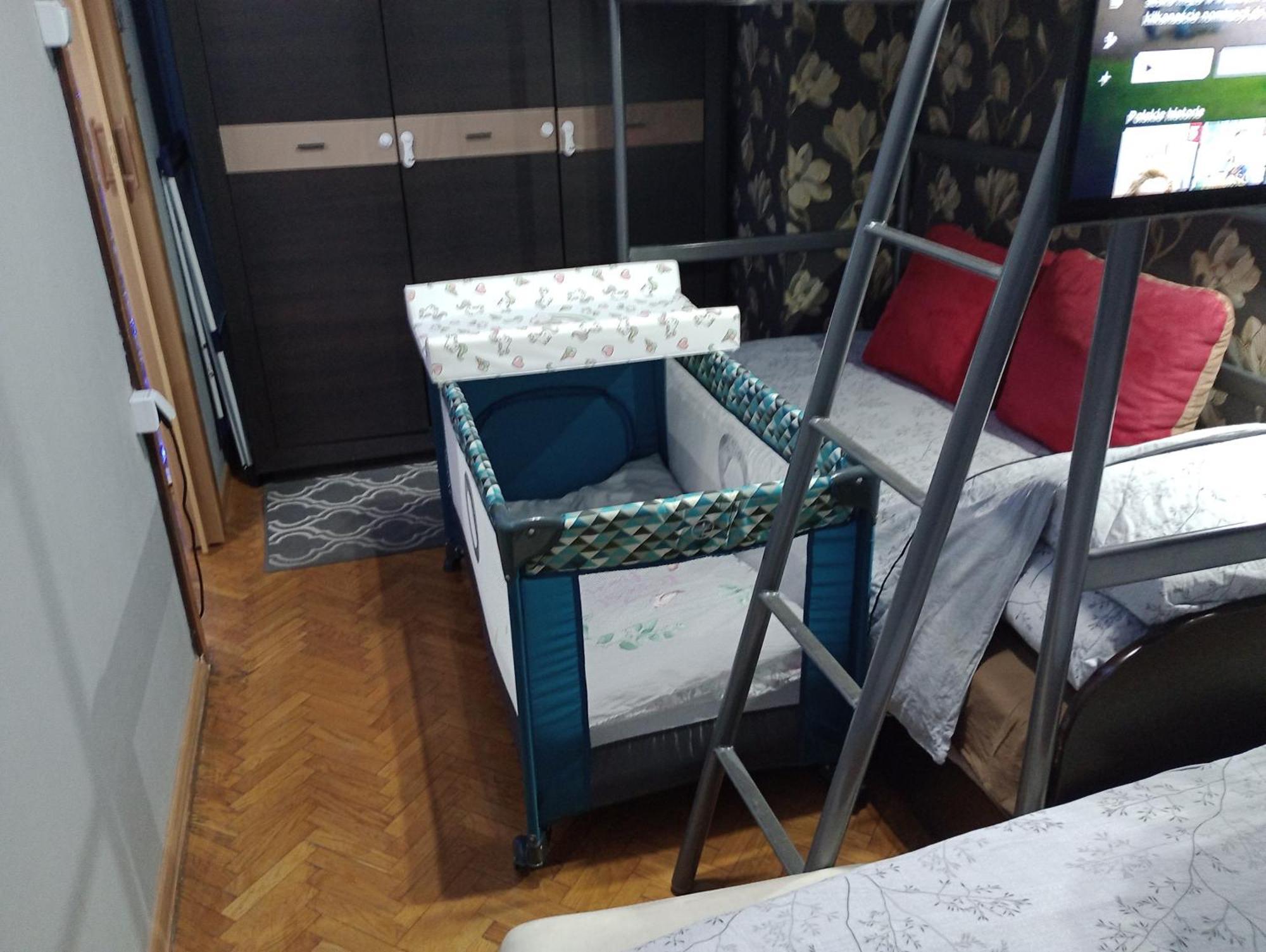 Apartament Venge -Cale Mieszkanie 46M2 Na Wylacznosc - Z Jedna Sypialnia I Jednym Sypialno-Salonem -3 Pietro Bez Windy- Rezerwacja Bez Karty Kredytowej-Klimatyzacja-Netflix-2 Lozeczka Dzieciece- Bezplatny Parking Publiczny Вроцлав Екстер'єр фото