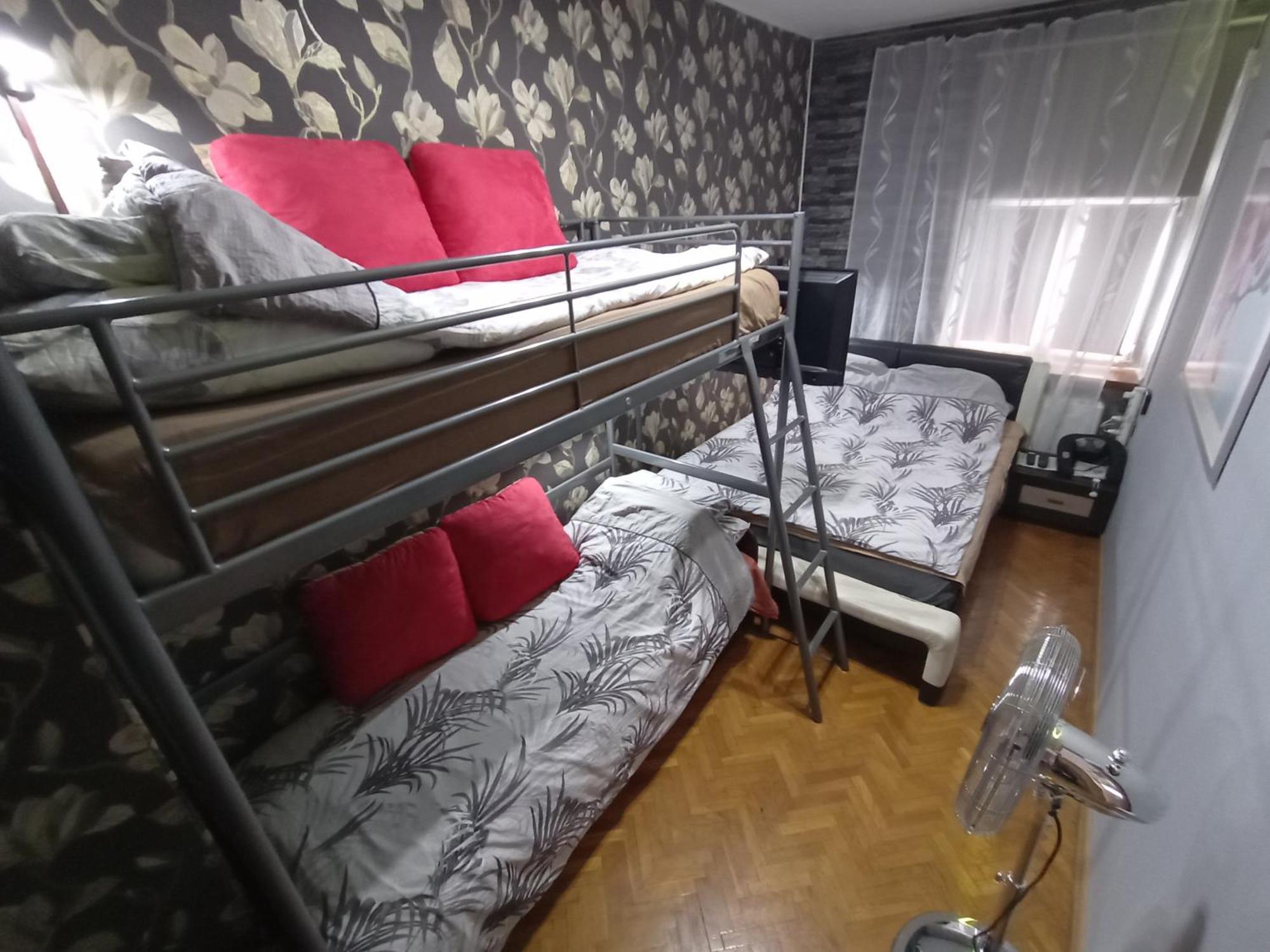 Apartament Venge -Cale Mieszkanie 46M2 Na Wylacznosc - Z Jedna Sypialnia I Jednym Sypialno-Salonem -3 Pietro Bez Windy- Rezerwacja Bez Karty Kredytowej-Klimatyzacja-Netflix-2 Lozeczka Dzieciece- Bezplatny Parking Publiczny Вроцлав Екстер'єр фото